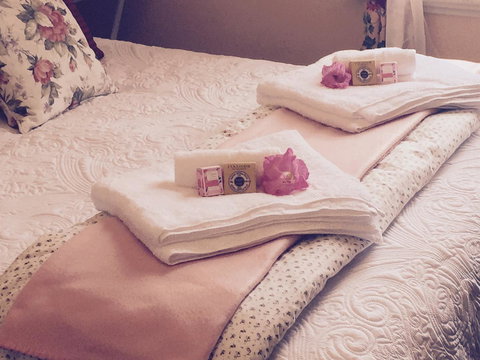 Wandering Geese Boutique Bed And Breakfast - Go Out 8