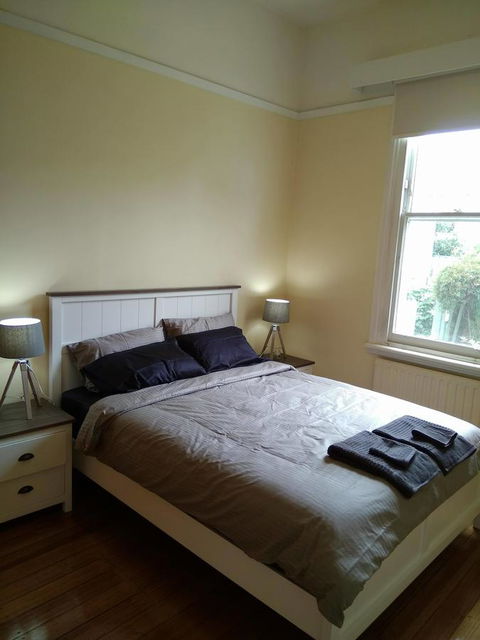 Riverbank Villa - Go Out 14