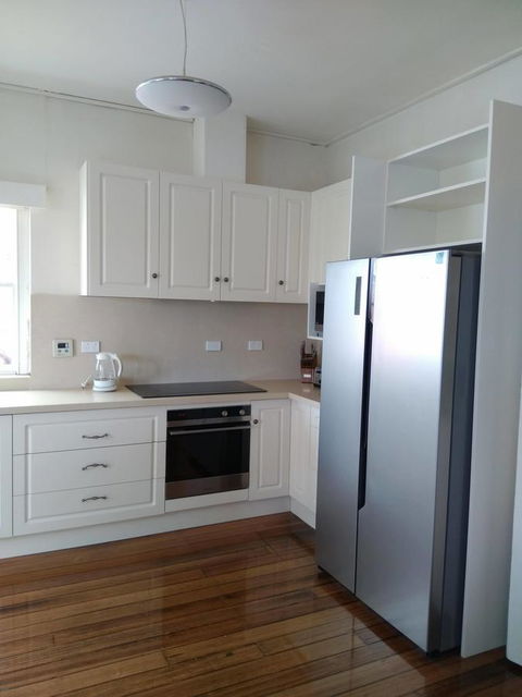 Riverbank Villa - Go Out 16