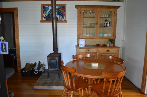 The Dragonfly Inn - Go Out 14