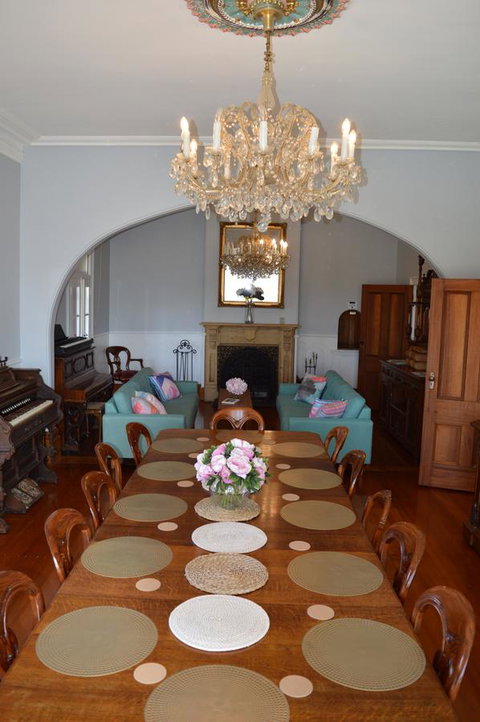 The Dragonfly Inn - Go Out 32