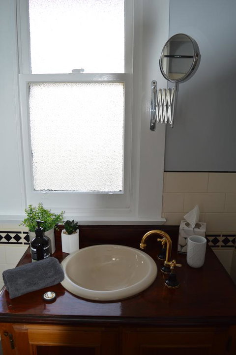 The Dragonfly Inn - Go Out 44