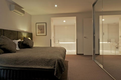 Zero Davey Boutique Apartment Hotel - Pubs and Clubs 39