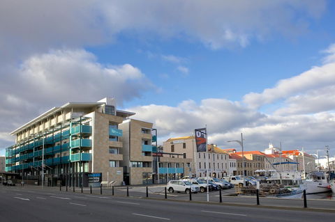 Zero Davey Boutique Apartment Hotel - Pubs and Clubs 4