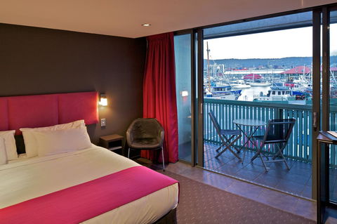 Zero Davey Boutique Apartment Hotel - Pubs and Clubs 2