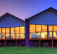 Horizon Deluxe Apartments - Pubs and Clubs