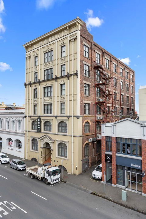 Launceston Central Apartment Hotel Official - Pubs and Clubs 0