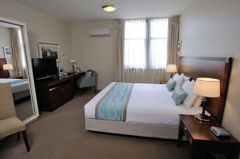 Launceston Central Apartment Hotel Official - Pubs and Clubs 28