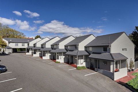 Elphin Serviced Apartments - Go Out 18