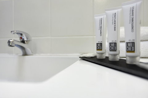 Elphin Serviced Apartments - Go Out 27