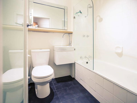 Mercure Launceston - Go Out 20