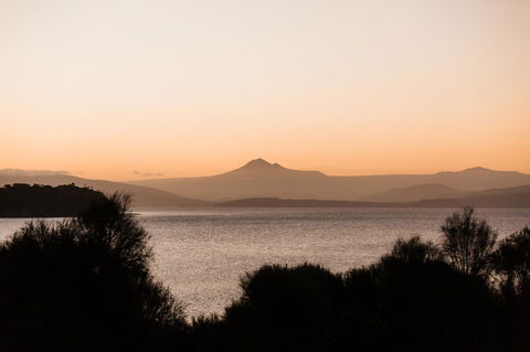 Manfield Seaside Bruny Island - Go Out 30