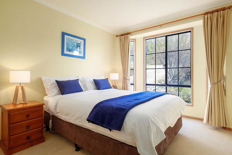Omaroo Cottage Bruny Island - Go Out 9