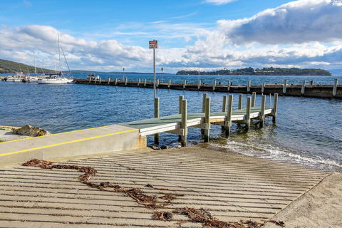 Omaroo Cottage Bruny Island - Go Out 15