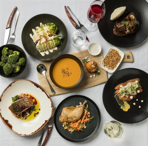 Rydges Hobart - Pubs and Clubs 7