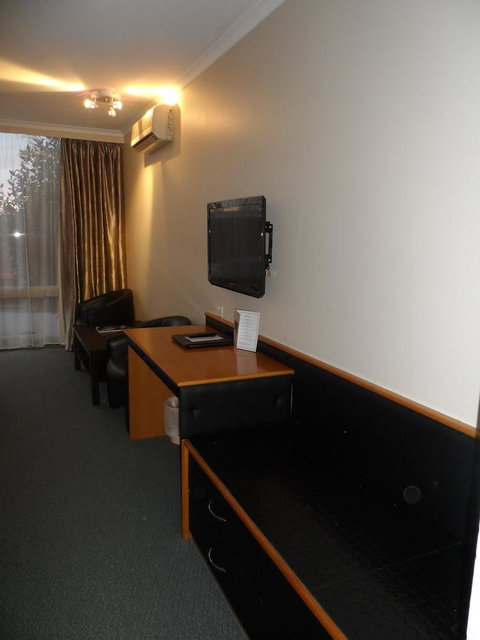 Commodore Regent - Go Out 31