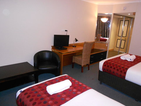 Commodore Regent - Go Out 39