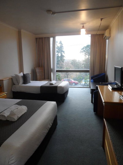 Commodore Regent - Go Out 16