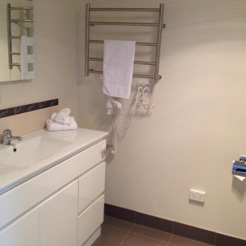 Commodore Regent - Go Out 9