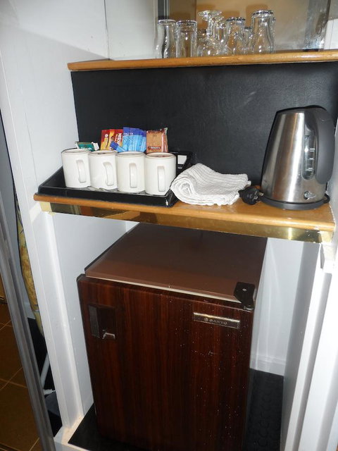 Commodore Regent - Go Out 18