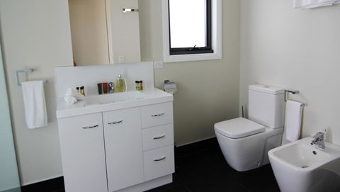 SEA EAGLE COTTAGE Amazing Views Of Bay Of Fires - Go Out 28