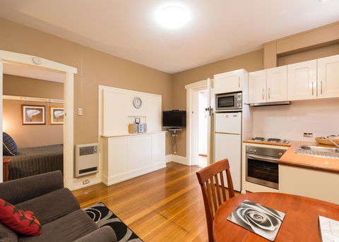 Graham Apartments - Pubs and Clubs 40