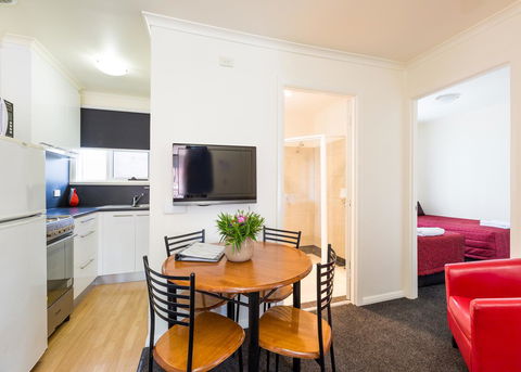 Graham Apartments - Pubs and Clubs 29