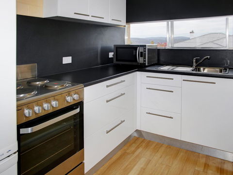 Graham Apartments - Pubs and Clubs 2