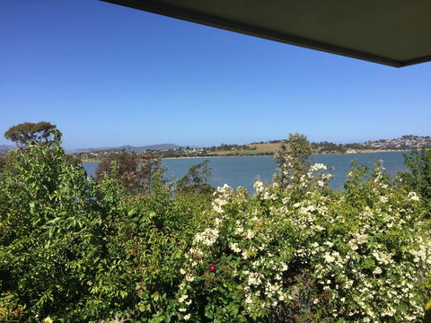 Garden By The Beach - Gateway To The East Coast, Close To Airport - Pubs and Clubs 19