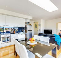 Bellerive Marina View Apartments NO 27 - Pubs and Clubs