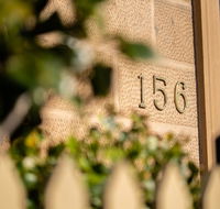 Sanctum Boutique Apartments - Pubs and Clubs