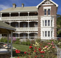 Auldington Hotel - Pubs and Clubs