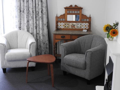 Tamar House - Pubs and Clubs 22