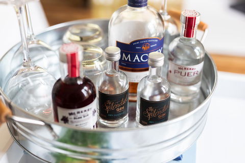 A Cottage In Richmond - Pubs and Clubs 12