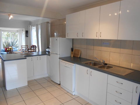 Bruny Ocean Cottage - Go Out 5