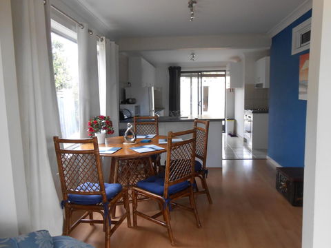 Bruny Ocean Cottage - Go Out 6
