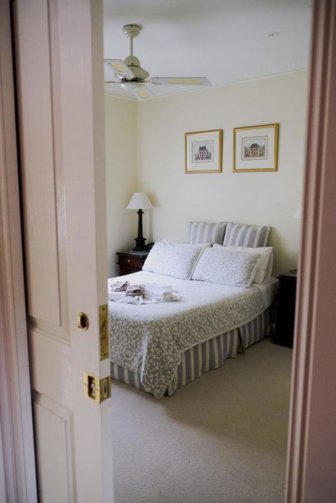 Aldermere Estate Luxury Apartments - Pubs and Clubs 26
