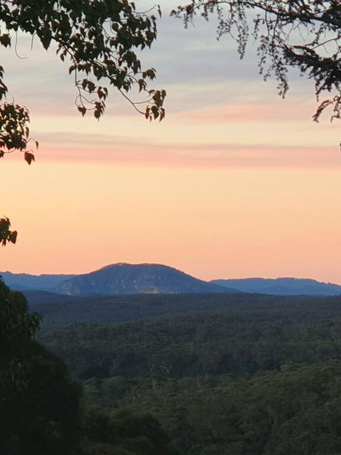 NEW Winston Cottage Leura Views & Location - Go Out 3