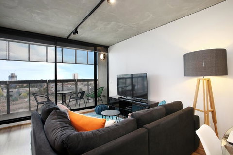 NGV Art Centre Retreat - StayCentral - Go Out 2