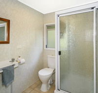 Noosa Avalon Farm Cottages - Pubs and Clubs