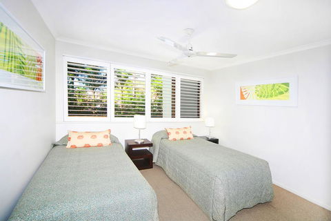 Noosa Shores Apartment 10 - Pubs and Clubs 3