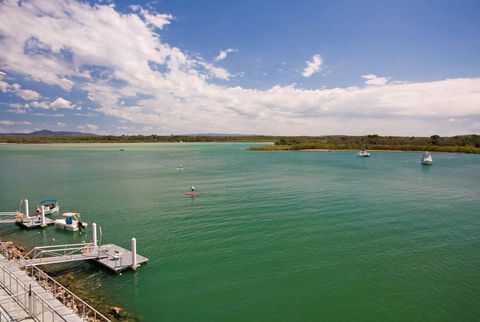 Noosa Shores Apartment 30 - Pubs and Clubs 3