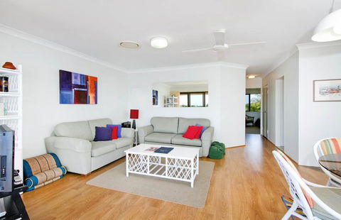 Noosa Shores Apartment 30 - Pubs and Clubs 1