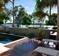 Noosa Water Views - Go Out
