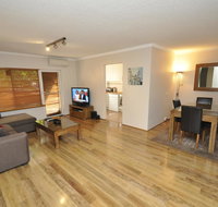 North Ryde Self-Contained One-Bedroom Apartment 7KHRT - Pubs and Clubs