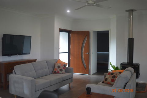 Nyleta Lodge - Go Out 1