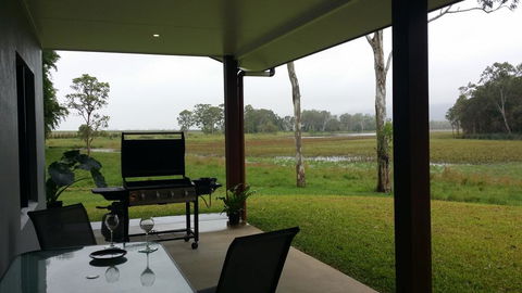 Nyleta Lodge - Go Out 0
