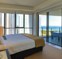 Ocean views in the heart of Broadbeach - Pubs and Clubs