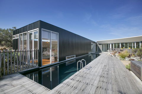 Oceania Retreat Luxury Family Retreat With Pool And Beach Access - Pubs and Clubs 2