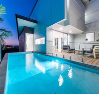 Oleander Holiday Home - Airlie Beach - Go Out
